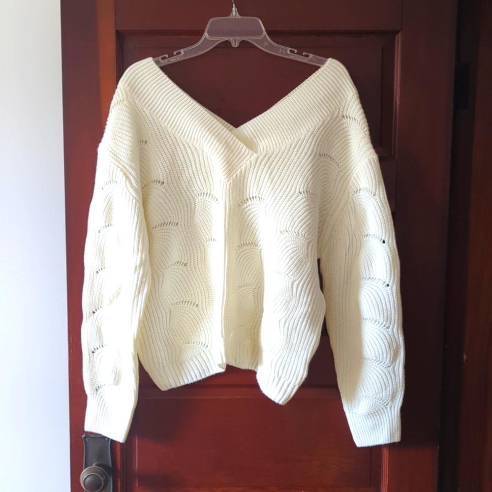 Boxy wide neck Crop Sweater Medium